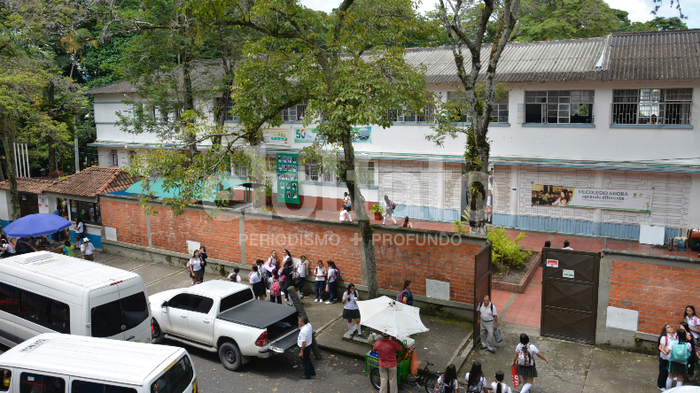 Autoridades investigaron presunto caso de discriminación en un colegio de Ibagué Autoridades investigaron presunto caso de discriminación en un colegio de Ibagué