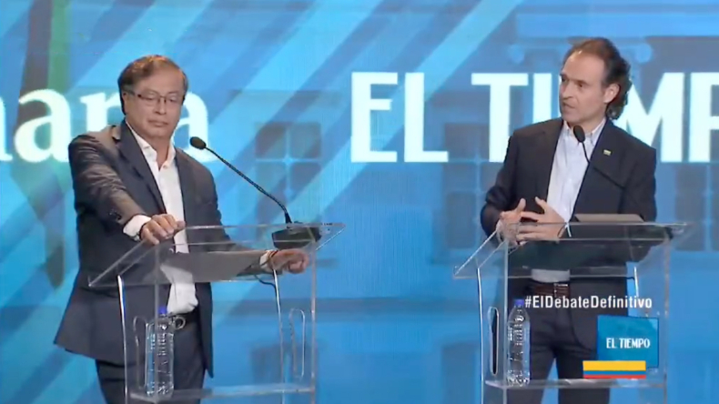 Federico Gutiérrez intentó arrinconar a Petro en pleno debate y le preguntó si extraditaría a Piedad Córdoba Federico Gutiérrez intentó arrinconar a Petro en pleno debate y le preguntó si extraditaría a Piedad Córdoba