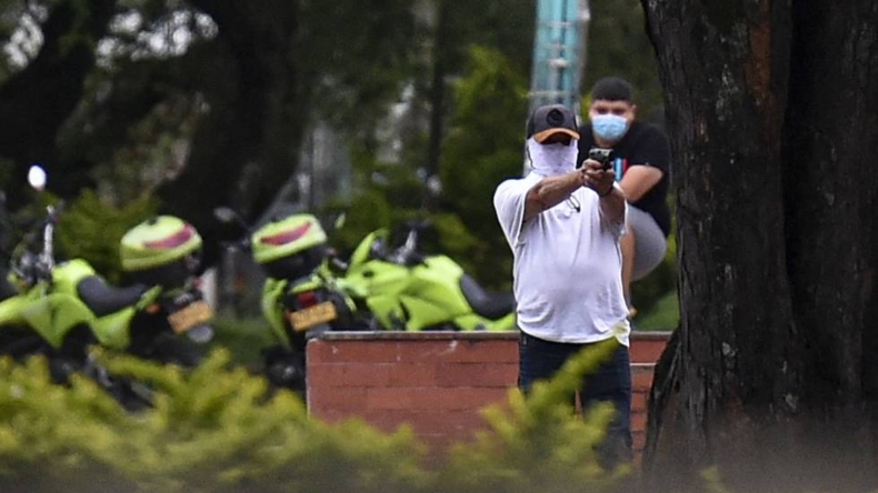 Imputan a civiles y policías que atacaron a manifestantes en medio del paro nacional en Cali