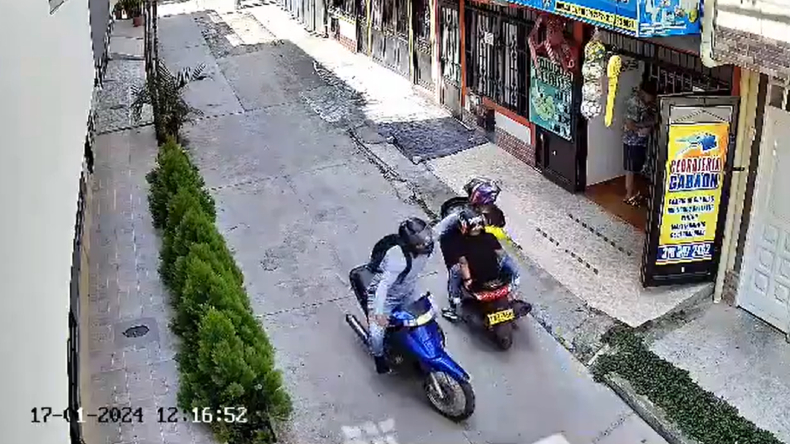 En video: ladrón le robó el celular a un niño en Ibagué