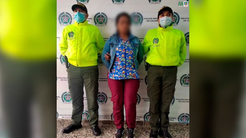 Cárcel para profesora que habría abusado y torturado a una niña de tres años en un colegio de Bogotá Cárcel para profesora que habría abusado y torturado a una niña de tres años en un colegio de Bogotá