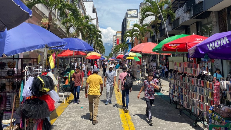 Vendedores de la carrera Tercera solo podrán ocupar de la calle 13 a la 15: Alcaldía Vendedores de la carrera Tercera solo podrán ocupar de la calle 13 a la 15: Alcaldía