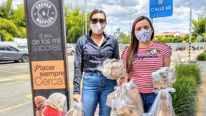 Así fue el plan para reclamar los helados de Crepes & Waffles en Ibagué Así fue el plan para reclamar los helados de Crepes & Waffles en Ibagué