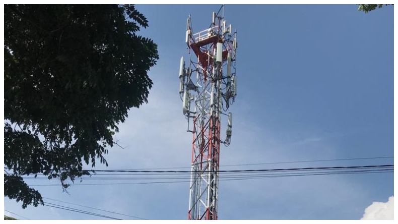 Habitantes del barrio Metaima se quejan por instalación de antena de telefonía Habitantes del barrio Metaima se quejan por instalación de antena de telefonía