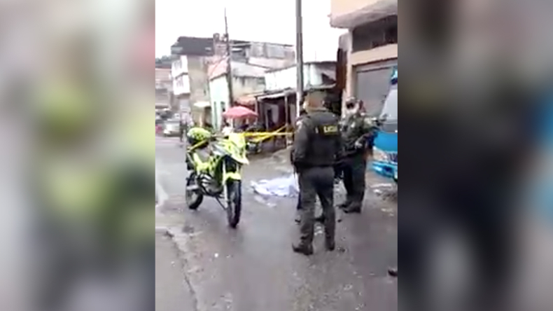 En medio de una riña, asesinaron a un hombre en inmediaciones de la Plaza de la 21 de Ibagué En medio de una riña, asesinaron a un hombre en inmediaciones de la Plaza de la 21 de Ibagué