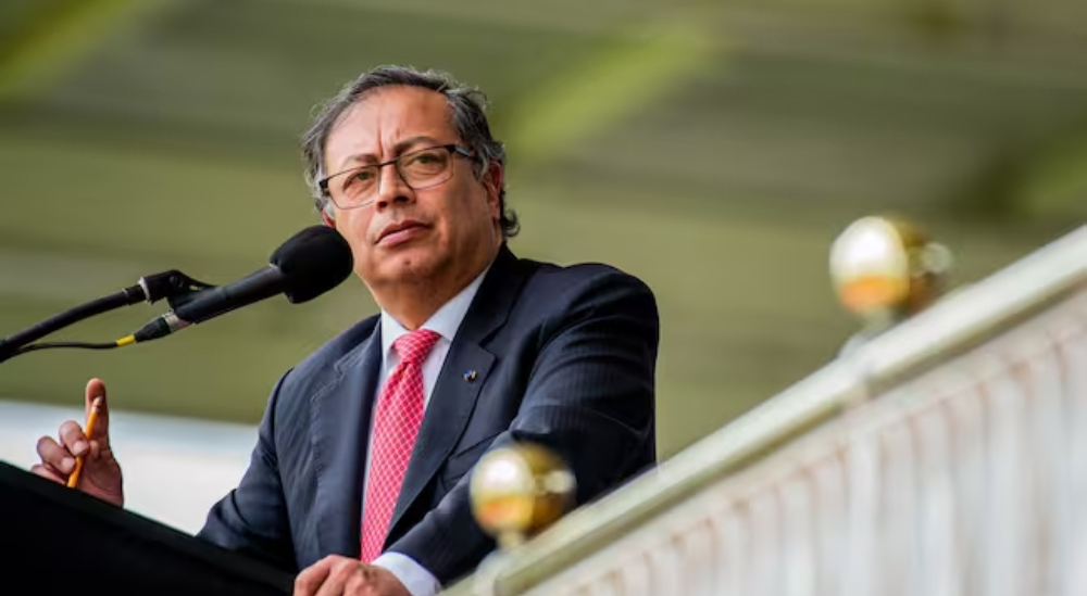 Alias ‘Iván Mordisco’ asegura que apoyó la campaña presidencial de Petro Alias ‘Iván Mordisco’ asegura que apoyó la campaña presidencial de Petro