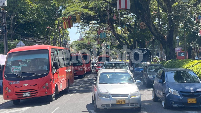 Accidente de tránsito en la Quinta deja un herido y extenso trancón