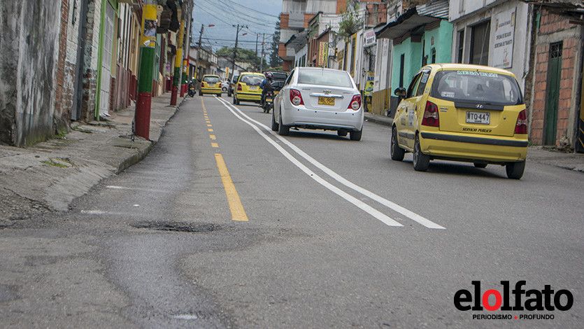 Comerciantes y conductores se quejan por bicicarril sobre la carrera Primera Comerciantes y conductores se quejan por bicicarril sobre la carrera Primera