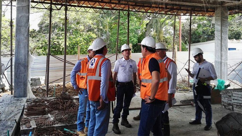 Director de la Aerocivil visitó obras del Aeropuerto Perales