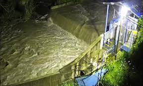 Creciente del río Combeima afectará el suministro de agua potable en Ibagué Creciente del río Combeima afectará el suministro de agua potable en Ibagué