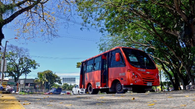 Siguen los problemas entre el alcalde Hurtado y los transportadores de busetas Siguen los problemas entre el alcalde Hurtado y los transportadores de busetas