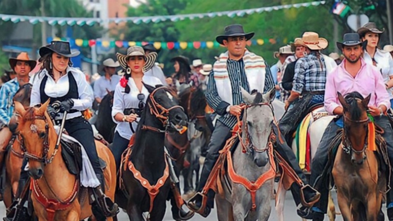 Caballistas desisten de realizar cabalgata este domingo en Ibagué Caballistas desisten de realizar cabalgata este domingo en Ibagué
