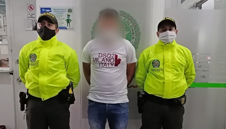 Capturan a cabecilla de una banda de ladrones que asaltaban residencias en Ibagué Capturan a cabecilla de una banda de ladrones que asaltaban residencias en Ibagué