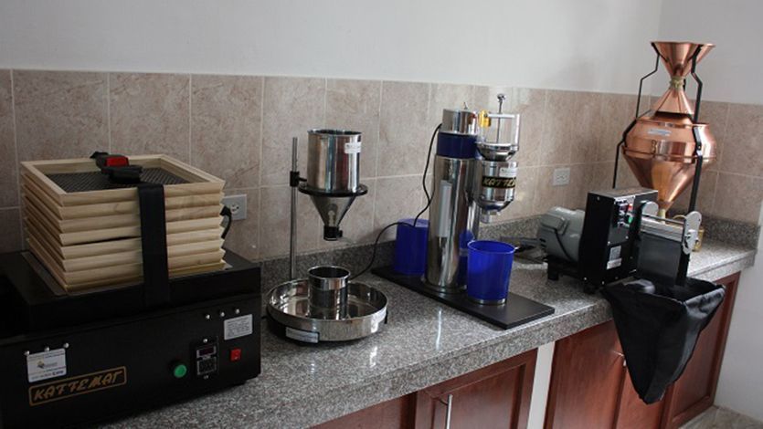 Caficultores de Rovira tendrán laboratorio para mejorar la calidad de los cafés especiales Caficultores de Rovira tendrán laboratorio para mejorar la calidad de los cafés especiales