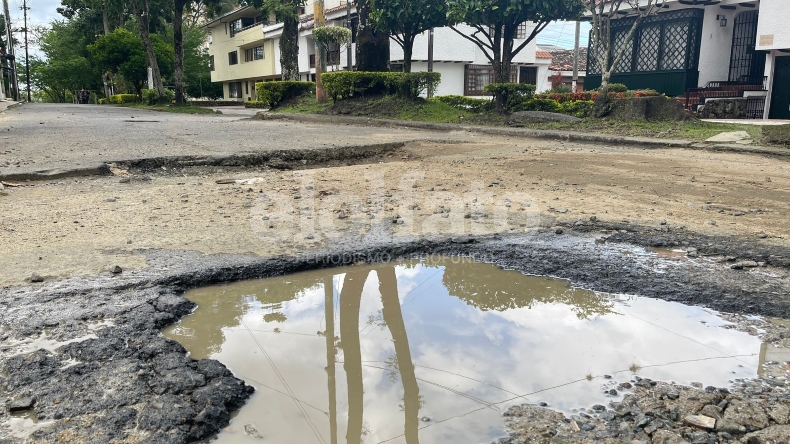 Denuncian que calle de Piedra Pintada parte alta ‘vibra’: pasó de mal a peor después de un arreglo del Ibal Denuncian que calle de Piedra Pintada parte alta ‘vibra’: pasó de mal a peor después de un arreglo del Ibal