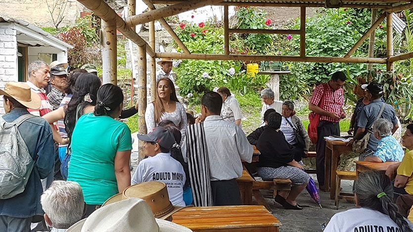 Alcaldía propone disminuir el uso de vehículos en el Cañón del Combeima