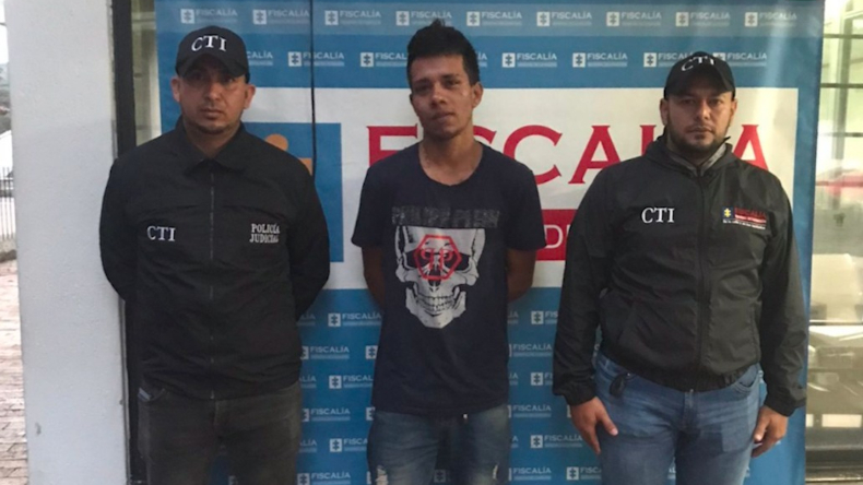 Cárcel a hombres señalados de hurtar a comerciantes de Ibagué haciendo compras con tarjetas de crédito Cárcel a hombres señalados de hurtar a comerciantes de Ibagué haciendo compras con tarjetas de crédito
