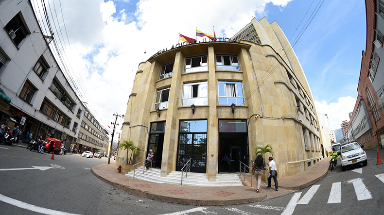 Condenan a exjuez de Ibagué que exigía dinero a sus empleados Condenan a exjuez de Ibagué que exigía dinero a sus empleados