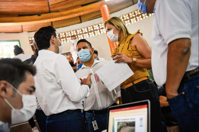 La Alcaldía de Ibagué y Cortolima firman convenios para la recuperación de cuencas y seguridad alimentaria La Alcaldía de Ibagué y Cortolima firman convenios para la recuperación de cuencas y seguridad alimentaria