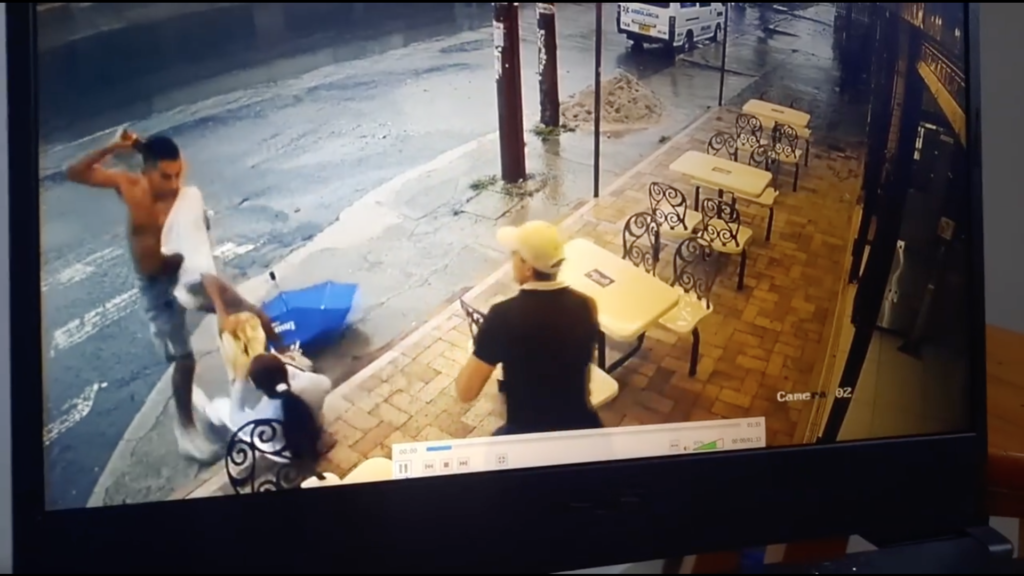 Delincuencia sin límites en Ibagué: ladrón usó un machete para robar a una trabajadora de la salud Delincuencia sin límites en Ibagué: ladrón usó un machete para robar a una trabajadora de la salud