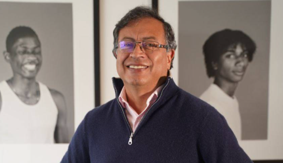 Petro denuncia que la “policía de Duque” está aliada con los compradores de votos Petro denuncia que la “policía de Duque” está aliada con los compradores de votos