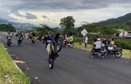 Ciudadanos denuncian ‘piques’ ilegales y consumo de drogas en Valparaiso y Boquerón Ciudadanos denuncian ‘piques’ ilegales y consumo de drogas en Valparaiso y Boquerón
