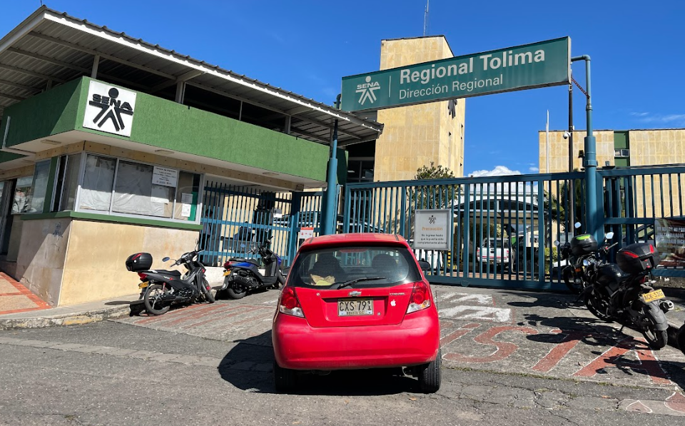 Personas estarían pidiendo dinero en redes sociales a cambio de falsas inscripciones a programas del Sena