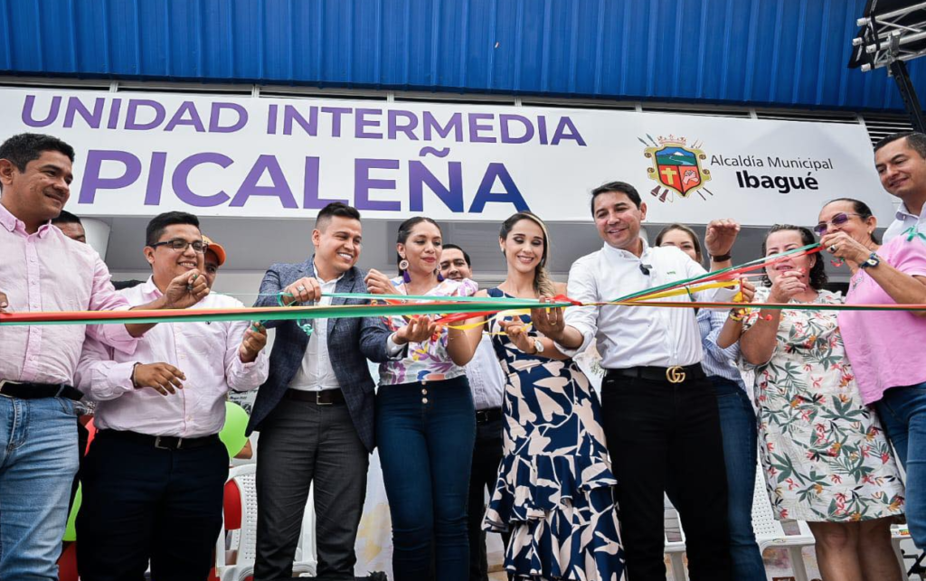 El alcalde Hurtado inauguró hace casi un mes la USI de Picaleña, pero aún no funciona por falta de dotación El alcalde Hurtado inauguró hace casi un mes la USI de Picaleña, pero aún no funciona por falta de dotación