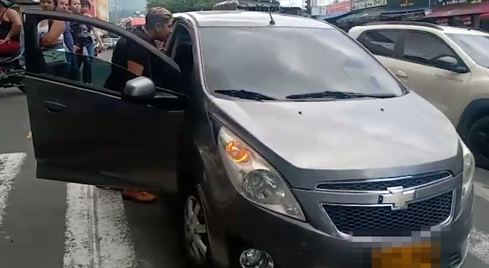 Conductor de Uber estaría acosando a menores de edad en el sur Ibagué Conductor de Uber estaría acosando a menores de edad en el sur Ibagué