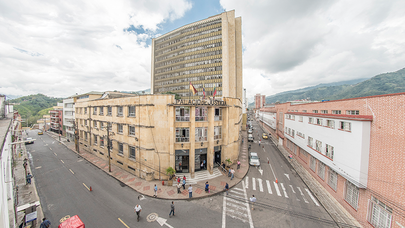 Casa por cárcel para exfuncionario de la Secretaría de Movilidad de Ibagué procesado por pedir dinero