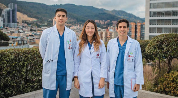 Profesionales en bacteriología, enfermería, medicina y odontología podrán realizar el Servicio Social Obligatorio con Minsalud