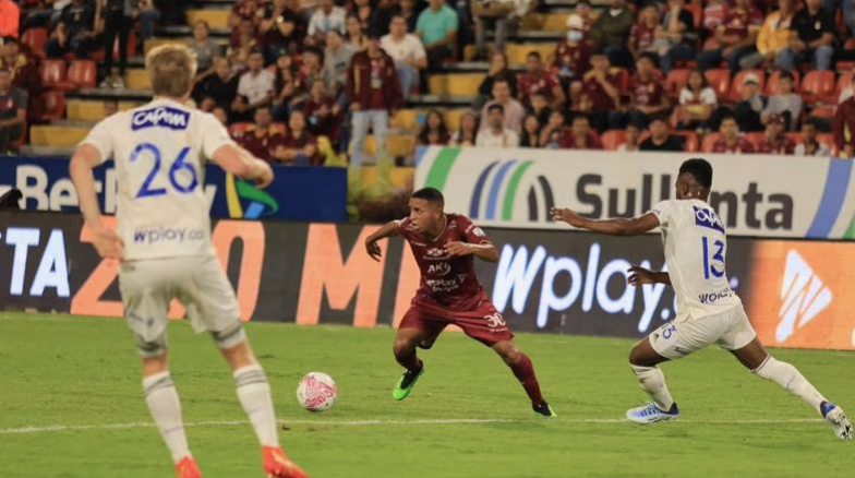 Deportes Tolima apelará sanción que le impuso la Dimayor por agresión de un hincha a Cataño Deportes Tolima apelará sanción que le impuso la Dimayor por agresión de un hincha a Cataño