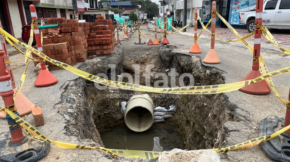 Obras del puente de la calle 60 quedaron paralizadas por falta de pago a los obreros Obras del puente de la calle 60 quedaron paralizadas por falta de pago a los obreros