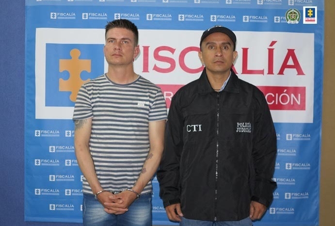 Patrullero de la Policía fue enviado a la cárcel por agredir a su compañera sentimental en Ibagué Patrullero de la Policía fue enviado a la cárcel por agredir a su compañera sentimental en Ibagué