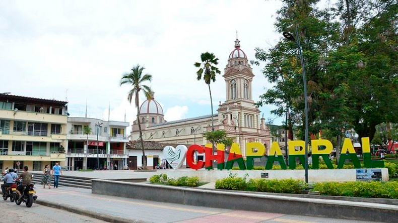 Policía investiga homicidio de un joven de 21 años en Chaparral Policía investiga homicidio de un joven de 21 años en Chaparral