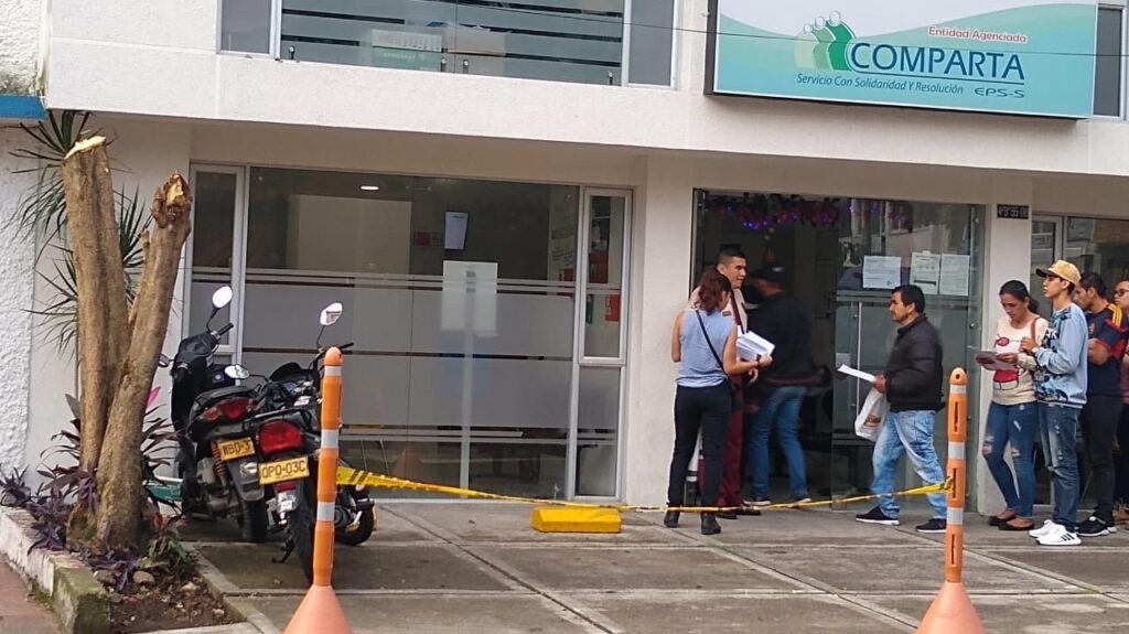 EPS tendrá que responder por tala ilegal de un árbol en el barrio Cádiz, anuncia Cortolima EPS tendrá que responder por tala ilegal de un árbol en el barrio Cádiz, anuncia Cortolima