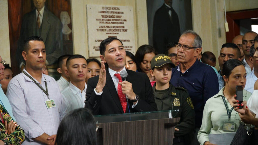 Hurtado inició con un aliado en la Presidencia del Concejo de Ibagué Hurtado inició con un aliado en la Presidencia del Concejo de Ibagué