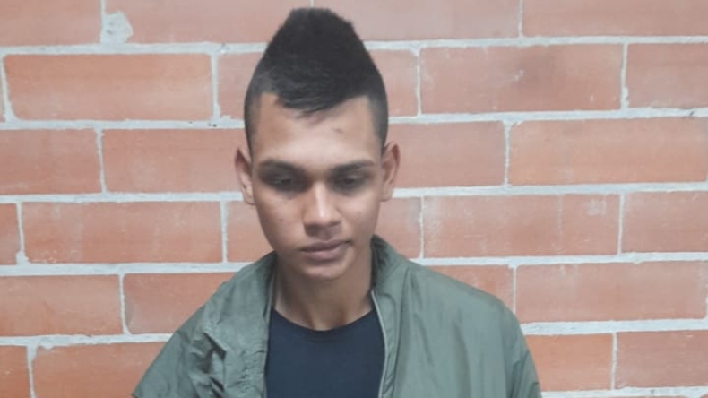 Joven que robó motocicleta de un concesionario celebrará su cumpleaños 19 con enredos judiciales Joven que robó motocicleta de un concesionario celebrará su cumpleaños 19 con enredos judiciales
