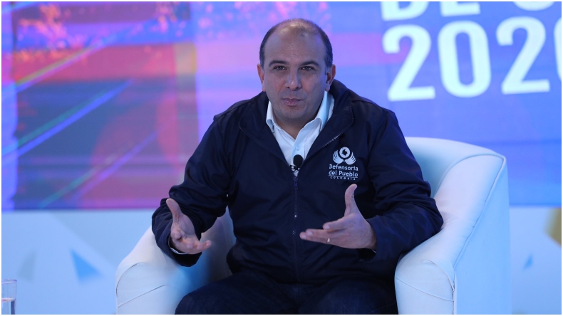 El papelón del Defensor del Pueblo en una transmisión en vivo El papelón del Defensor del Pueblo en una transmisión en vivo