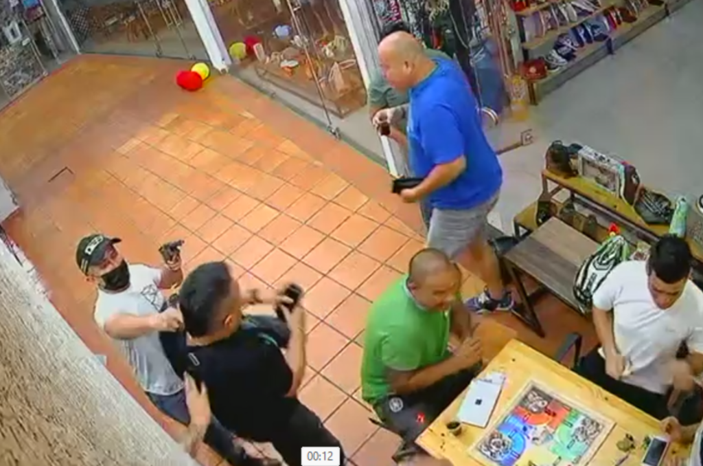 Un tranquilo juego de parqués terminó en millonario atraco en Ibagué Un tranquilo juego de parqués terminó en millonario atraco en Ibagué