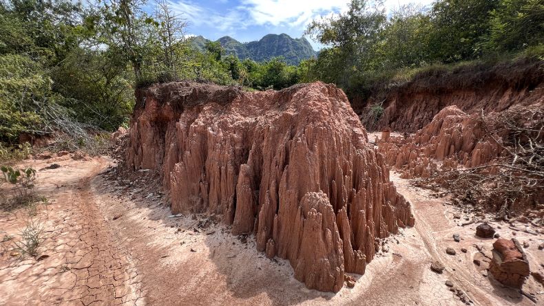 El lugar donde nace el agua y se conserva el desierto milenario: uno de los tesoros ocultos de Gualanday El lugar donde nace el agua y se conserva el desierto milenario: uno de los tesoros ocultos de Gualanday