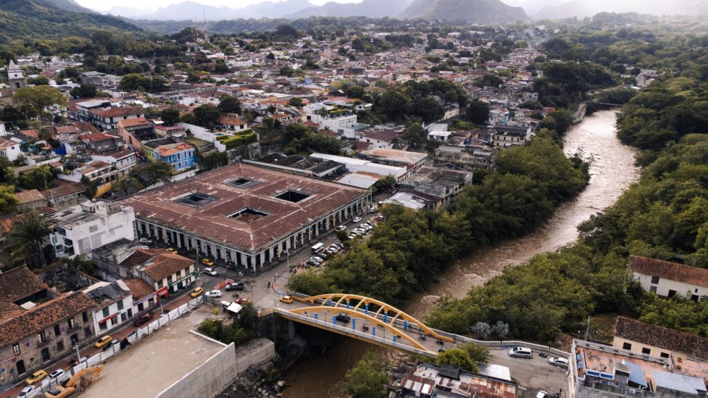 Honda, la fantástica del Tolima que no tiene mar, pero la bañan dos ríos Honda, la fantástica del Tolima que no tiene mar, pero la bañan dos ríos