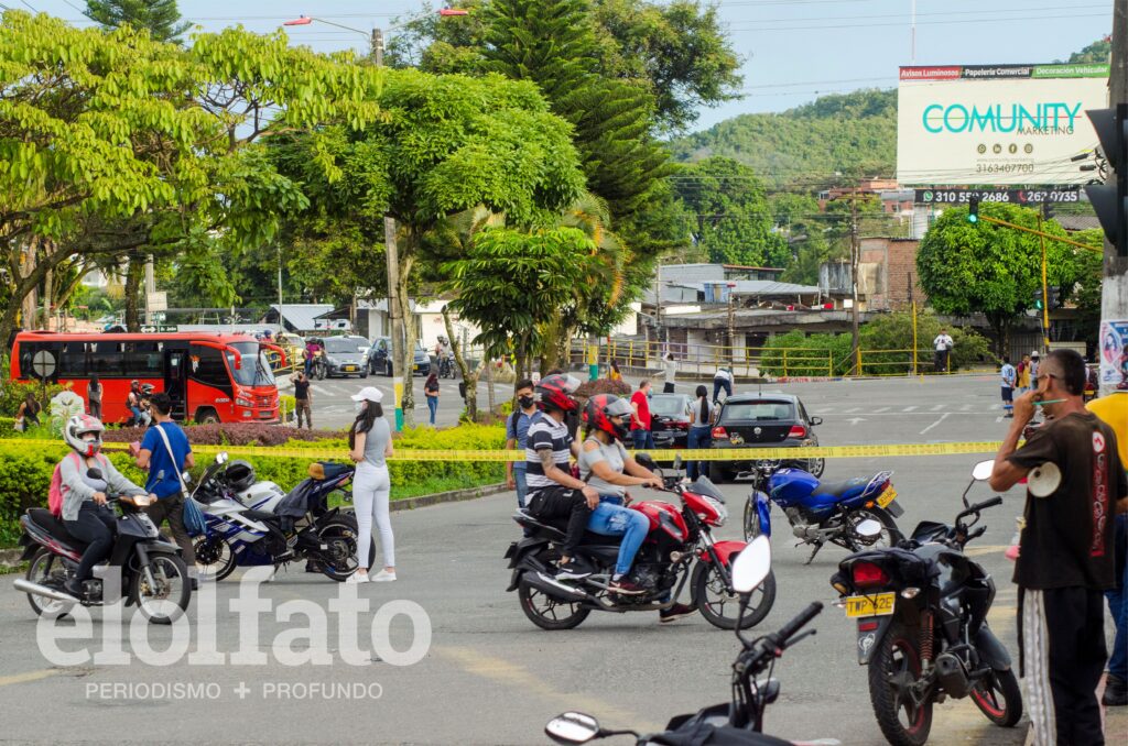 Reportan nuevo cierre vial en la calle 60 con carrera Quinta Reportan nuevo cierre vial en la calle 60 con carrera Quinta