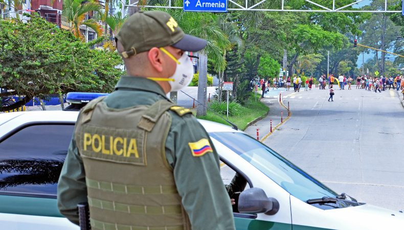 Patrullero de la Policía fue atracado por delincuentes en Ibagué