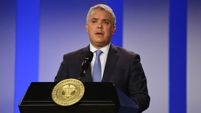 Presidente Iván Duque cierra el ingreso de pasajeros provenientes del exterior a Colombia Presidente Iván Duque cierra el ingreso de pasajeros provenientes del exterior a Colombia