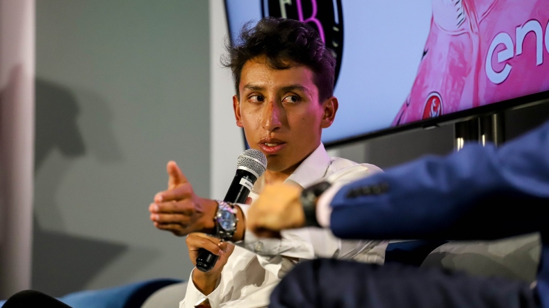 Egan Bernal anunció que votará por Federico Gutiérrez y ‘calentó’ las redes sociales Egan Bernal anunció que votará por Federico Gutiérrez y ‘calentó’ las redes sociales