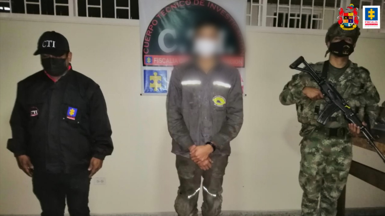 Cargos a hombre que envió contenido sexual a menor de 14 años en Líbano