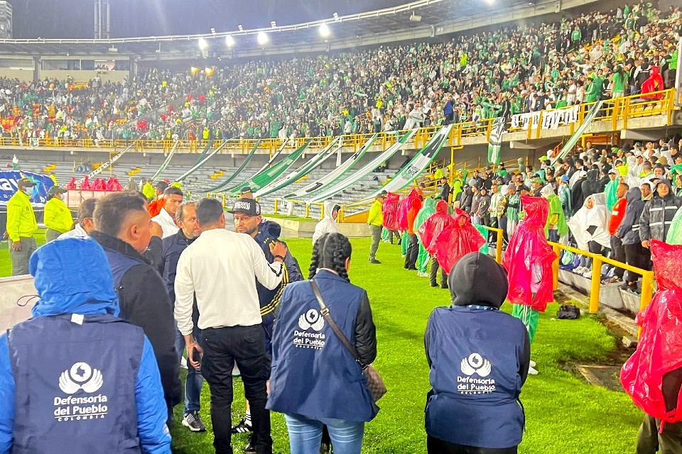 Defensoría del Pueblo solicitó generar un diálogo entre barras por violencia en el fútbol Defensoría del Pueblo solicitó generar un diálogo entre barras por violencia en el fútbol