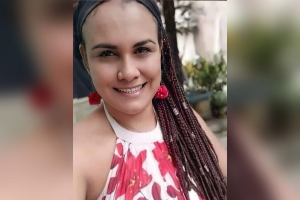 Quinto sicariato en El Espinal en una semana: asesinan a una mujer mientras departía con varias personas Quinto sicariato en El Espinal en una semana: asesinan a una mujer mientras departía con varias personas