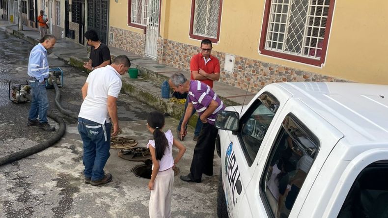 Al borde de una emergencia sanitaria en Terrazas del Tejar por falta de agua Al borde de una emergencia sanitaria en Terrazas del Tejar por falta de agua